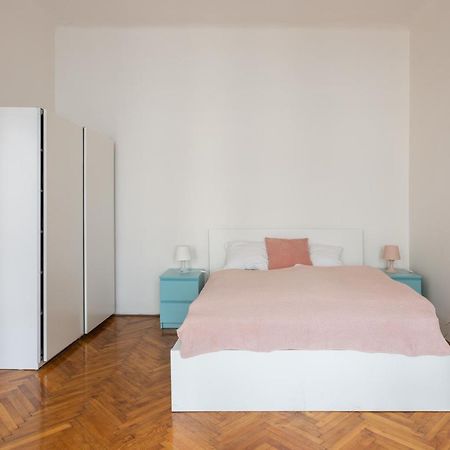 Welcoming Flat In Vinohrady By Prague Days Apartment Exterior photo