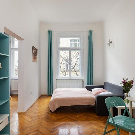 Welcoming Flat In Vinohrady By Prague Days Apartment Exterior photo